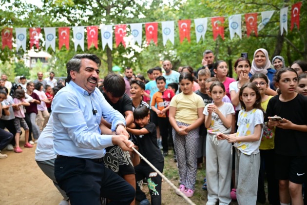 Çocuklar geleneksel oyunlarla eğlendi