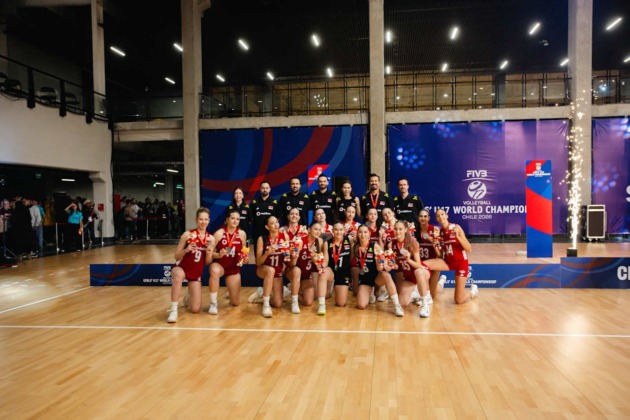 U17 Kadın Milli Voleybol Takımı, dünya ikincisi 