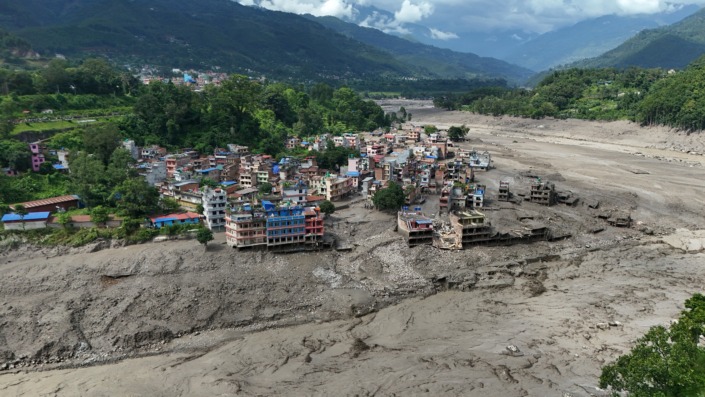 Nepal’deki sel felaketinin bilançosu ağırlaşıyor
