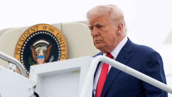 Trump: İran’ı çok ağır şekilde vuracağız
