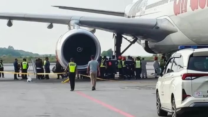 Uçağın iniş takımında erkek cesedi bulundu!