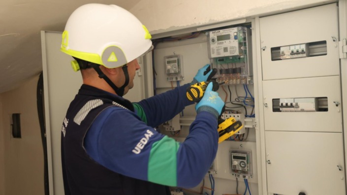 Elektrik sayaçları dijitalleşiyor