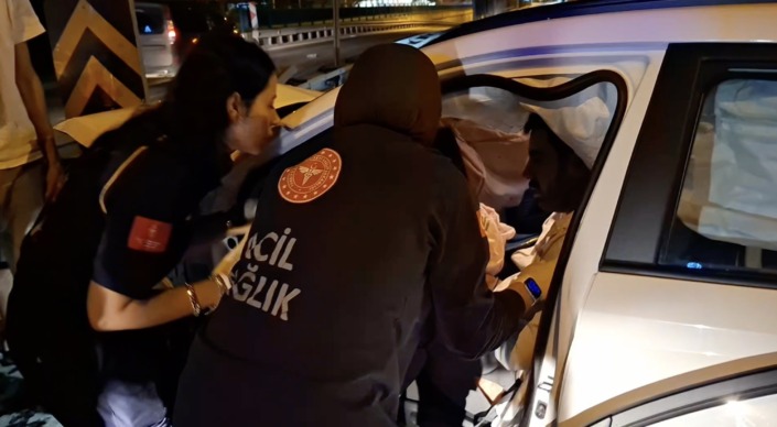 Yol seçerken kaza yaptı