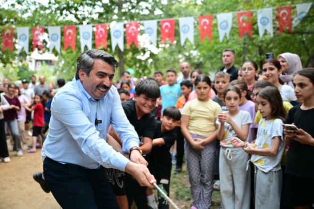 20 bin çocuk şenlikte buluştu