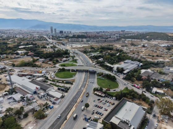 Geçit köprüsü söz verilen tarihte trafiğe açıldı