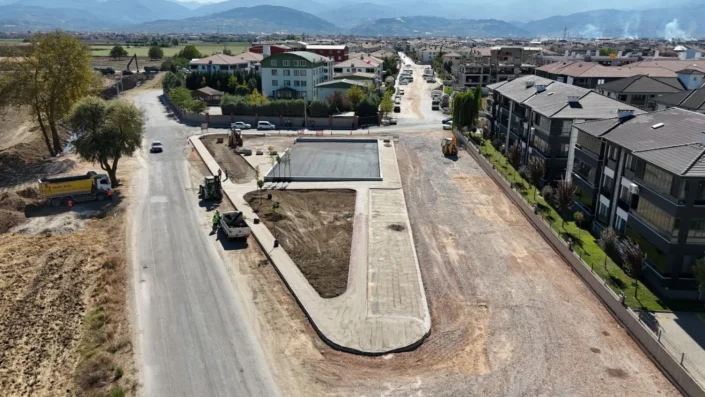 İnegöl’de Yeni Mahalle’ye yeni semt sahası