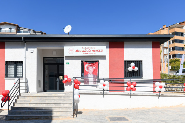 Ovaakça’ya hizmet yağmuru