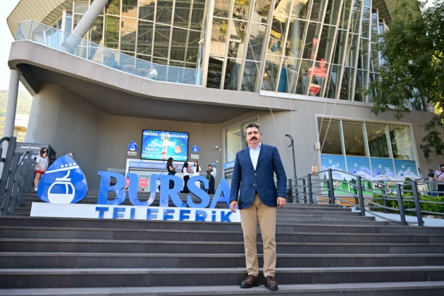 Kadın ve çocuklara teleferik keyfi