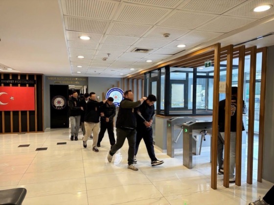 Siber dolandırıcılık operasyonu: 4 şüpheli tutuklandı
