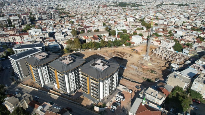 Yıldırım geleceği inşa ediyor