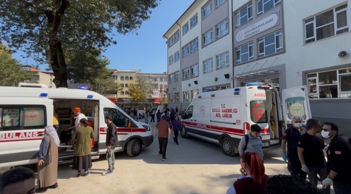 Okulda gaz paniği