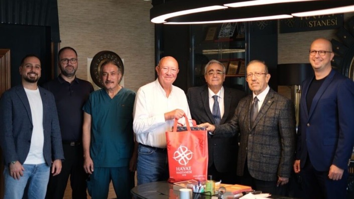 Dünyaca ünlü Cerrah Christophe Mathoulin Bursa’da