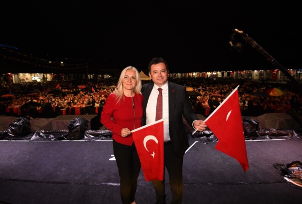 Osmangazi’de Cumhuriyet coşkusu Göksel konseriyle yaşanacak