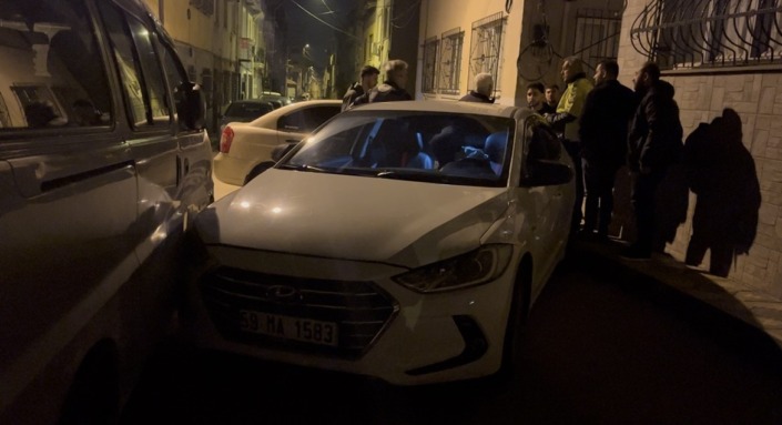Bursa’da trafik dehşeti: Kovaladığı sürücüye kaldırım taşıyla saldırdı