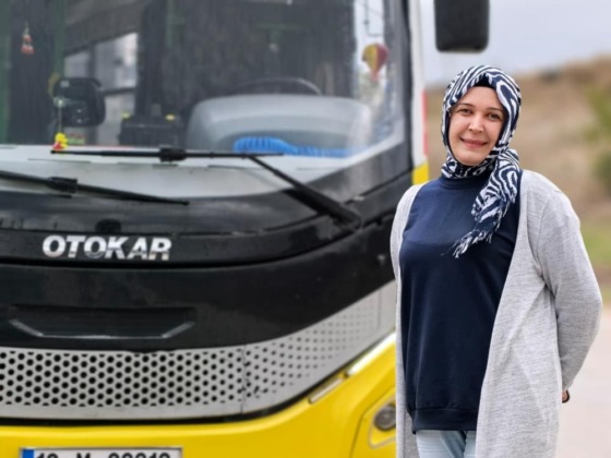 Kadın otobüs şoföründen hayat kurtaran hareket…