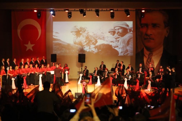 Cumhuriyet coşkusu müzikle taçlandı
