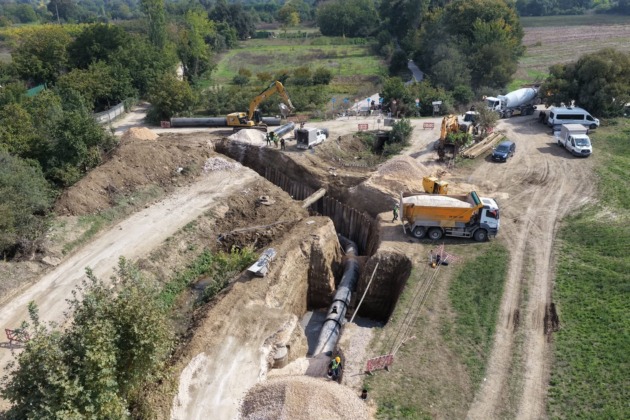 Çınarcık Projesi’nde yeni içme suyu hattı çalışması