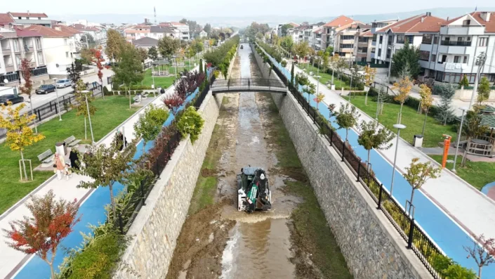 İnegöl Belediyesi’nden sel ve su baskınlarına karşı önlem